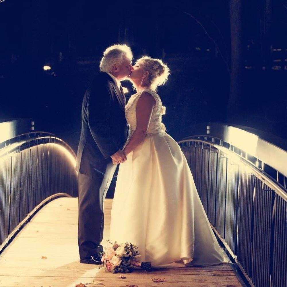 Meet your Posher, Tari